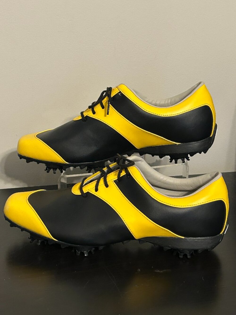FOOTJOY LOPRO COLLECTION  Womens Sz 8M Golf Shoes Spike Black/Yellow
